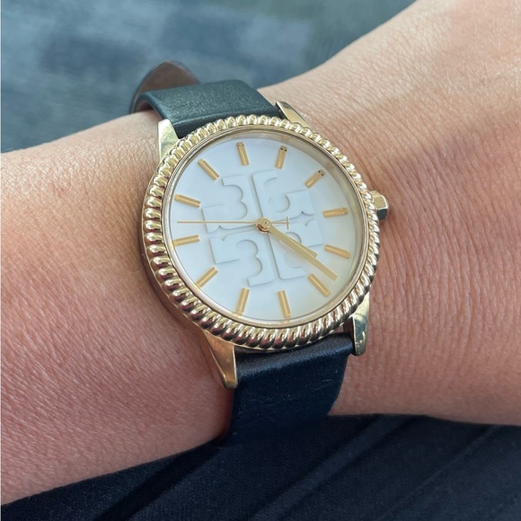 Tory Burch Gold and Black Watch - Picture 1 of 6